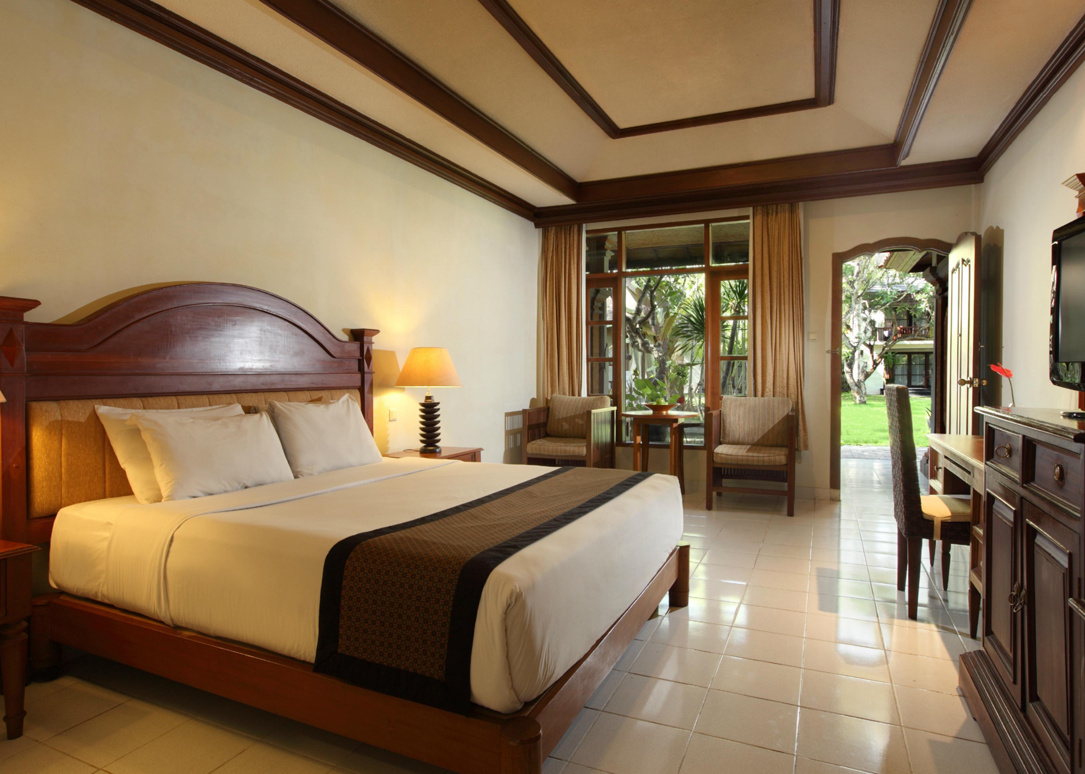 Griya Santrian A And Hotel Sanur (Bali)